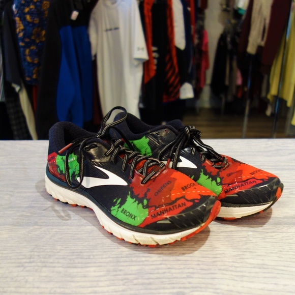 brooks adrenaline gts 18 nyc marathon